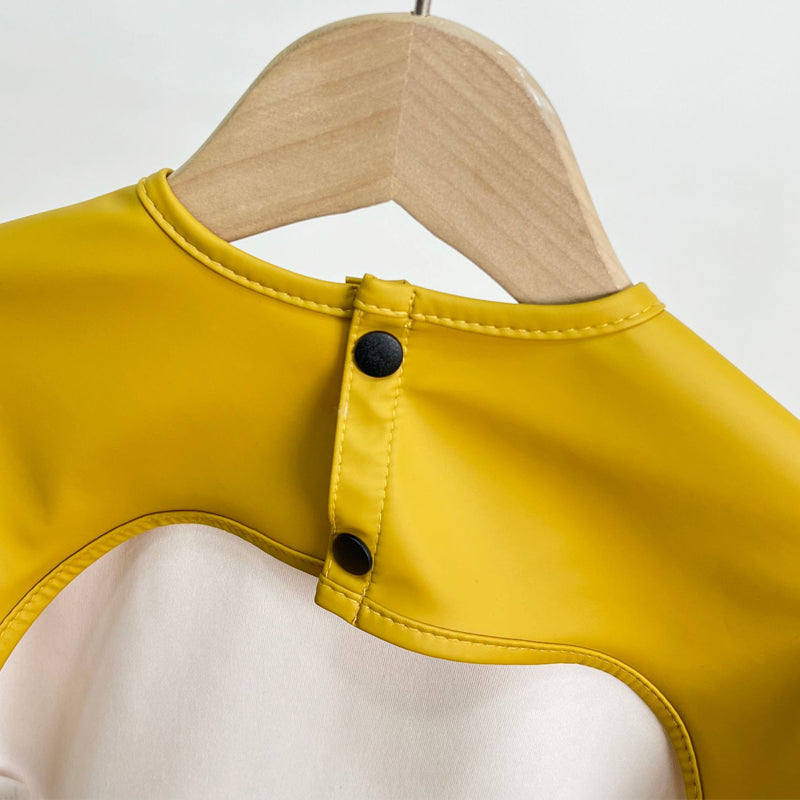 Mess-Free Long Sleeve Bib